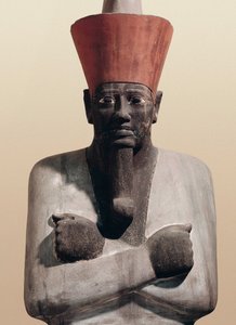 Mentuhotep II Heykeli (boyalı kumtaşı)
