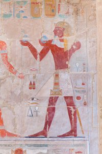 Adaklar sunan bir firavunu tasvir eden alçak kabartma resim, Deir Al Bahari'deki Hatşepsut tapınağı, Luksor, Mısır (fotoğraf) by Egyptian 18th Dynasty