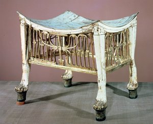 Çocuk-kral tarafından saltanatının başlangıcında, Tutankhamun