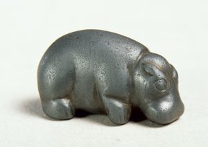 Su aygırı, Yeni Krallık (hematit) by Egyptian 18th Dynasty