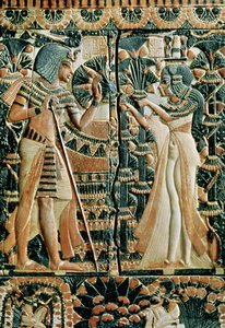 Tutankhamun (MÖ 1370-52) ve karısı Ankhesenamun