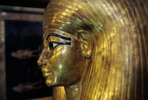  by Egyptian 18th Dynasty