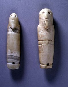 Sakallı erkek başlı etiketler (fildişi) by Egyptian Egyptian