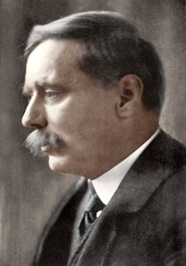 Herbert George Wells, İngiliz romancı, 1914.