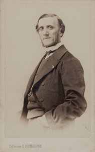 Piyanist ve besteci Jean-Henri Ravina
