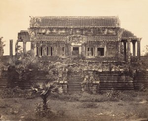 Büyük Pagoda - Kuzey Edicule, 1866. by Emile Gsell