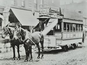 Greenwich-Westminster atlı tramvay, 1885 by English Photographer