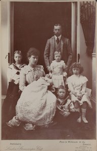 Albert Edward ve Prenses Alexandra aileleriyle birlikte by English Photographer