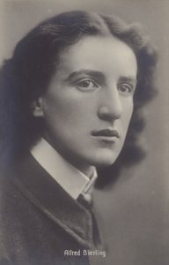 Alfred Bierling, müzisyen by English Photographer
