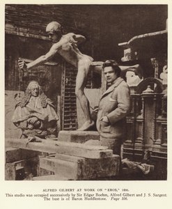 Alfred Gilbert, İngiliz heykeltıraş Eros üzerinde çalışırken by English Photographer