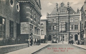 Bow Public Baths and Library, Roman Road, Londra by English Photographer