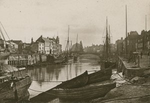 Köprü suyu by English Photographer