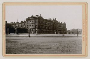 Buckingham Sarayı by English Photographer
