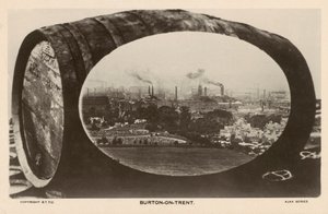 Burton-on-Trent, Staffordshire, İngiliz bira endüstrisinin geleneksel merkezi (s/b fotoğraf) by English Photographer