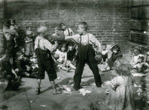 Çocuk yoksulluğu, Londra by English Photographer