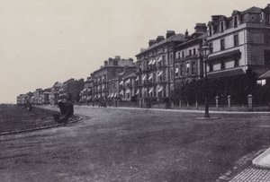 Clarence Parade, Southsea (s/b fotoğraf) by English Photographer