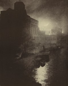 York'un ortaçağ Guildhall'inin Baedecker Blitz sırasında bir Alman hava saldırısıyla yok edilmesi, II. Dünya Savaşı, Nisan 1942 (s/b fotoğraf) by English Photographer