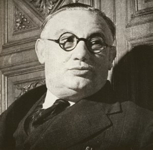 Ernest Bevin, portre, c.1940 (b/w fotoğraf) by English Photographer