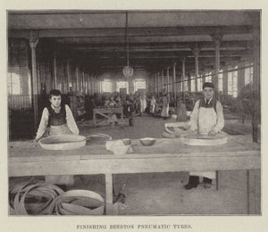 Beeston Pnömatik Lastiklerin Bitirilmesi by English Photographer
