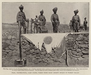 Bayrak, Namaz Taburesi; Lamba Standı; Warren Valley