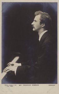 Frederick Dawson, İngiliz piyanist by English Photographer