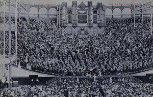 Büyük Orkestranın genel görünümü by English Photographer