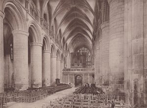 Gloucester: The Cathedral, Nave East (s/b fotoğraf) by English Photographer