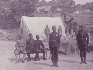 Kamptaki Gurkalar by English Photographer