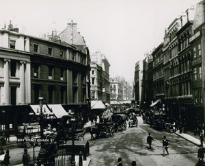 Grace Kilisesi Caddesi, Londra by English Photographer