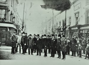 Hare Street: Woolwich feribotunun açılışı, 1889 by English Photographer