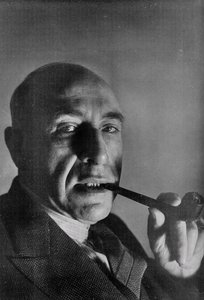 Harry Fiyatı by English Photographer