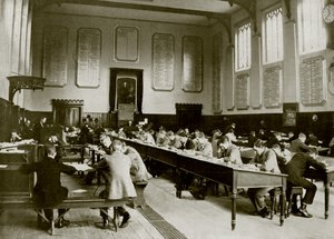 Büyük Bir Devlet Okulunda: Cheltenham (s/b fotoğraf) by English Photographer