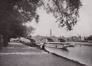 Kral Edward VII Köprüsü, Kew by English Photographer