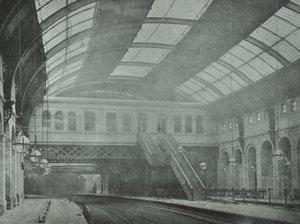 Kings Cross İstasyonu: platformların görünümü, 1862 by English Photographer