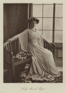 Leydi Muriel Paget (b/w fotoğraf) by English Photographer