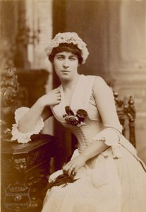 Lillie Langtry, aktris, Bayan Hardcastle rolündeki fotoğraf by English Photographer