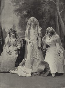 Malay Gelin ve Nedimeler by English Photographer