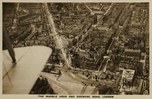 Marble Arch, Edgware Road, Londra, hava fotoğrafı (s/b fotoğraf) by English Photographer