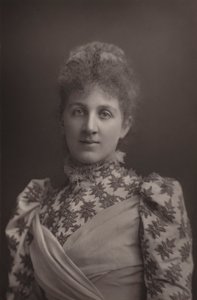 Bayan Liza Lehmann by English Photographer