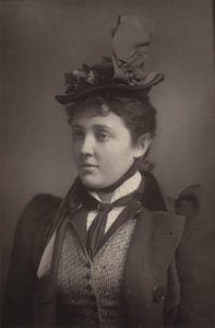Bayan Marion Lea by English Photographer
