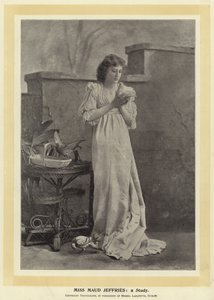 Bayan Maud Jeffries: Bir Çalışma by English Photographer