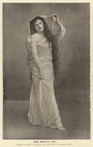 Bayan Mimi Aziz Cyr