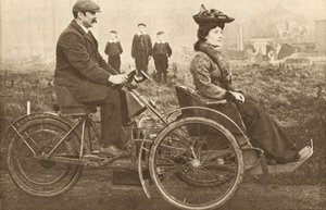Motorlu üç tekerlekli bisiklet kombinasyonu by English Photographer