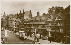 Old Staple Inn, Holborn, Londra by English Photographer