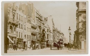 Pall Alışveriş Merkezi, Londra by English Photographer