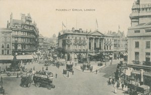 Piccadilly Sirki, Londra by English Photographer