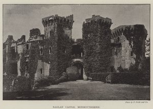 Raglan Kalesi, Monmouthshire by English Photographer