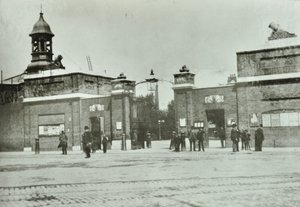 Kraliyet Arsenal ana kapısı, 1890 by English Photographer
