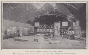 Sir George Newnes kapalı tenis kortu (b/w fotoğraf) by English Photographer
