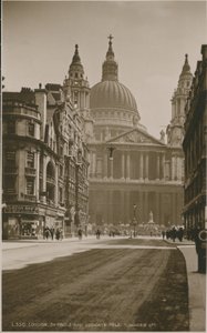 St Paul Katedrali ve Ludgate Tepesi, Londra by English Photographer